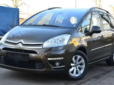 Gebraucht Citroën Grand C4 Picasso Tendance 111 PS (81 kW) 2013 Lackierung braun/metal Van / Kleinbus