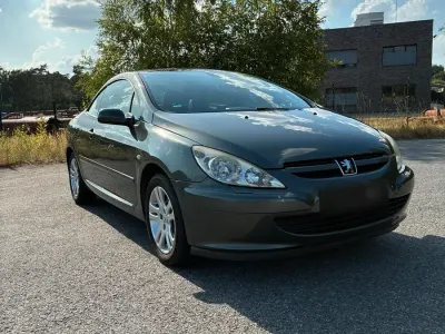 Gebraucht Peugeot 307 CC 140 PS (102 kW) 2003 Grau Cabrio