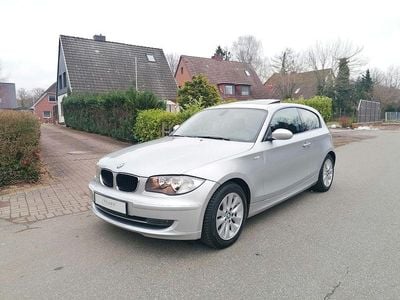 Gebraucht BMW 120 Sport Line 177 PS (130 kW) 2008 Titansilber 354 Kleinwagen