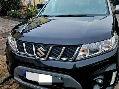 Gebraucht Suzuki Vitara 120 PS (88 kW) 2018 Schwarz SUV