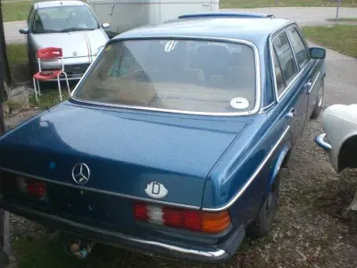 Gebraucht Mercedes 200 65 PS (47 kW) 1983 Limousine