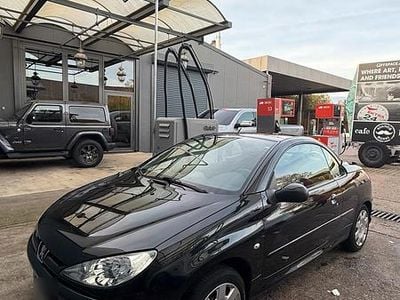 Gebraucht Peugeot 206 CC 109 PS (80 kW) 2005 Schwarz Cabrio