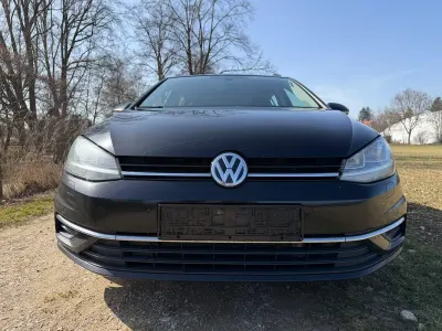 Używany VW Golf VII Life 150 KM (110 kW) 2020 Czarny Kombi