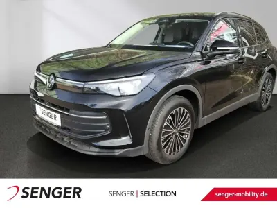Używany VW Tiguan Goal 150 KM (110 kW) 2025 Czarny SUV