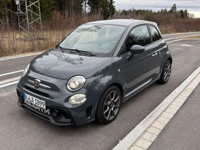 Usado Abarth 595 70th Anniversary 179 HP (131 kW) 2019 Cinzento Citadino