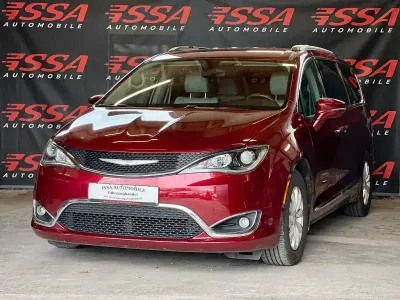 Gebraucht Chrysler Pacifica 291 PS (214 kW) 2016 Rot Van / Kleinbus