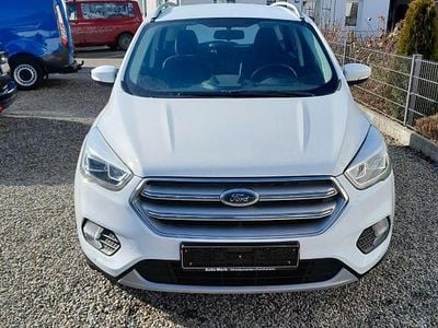 Weiß Gebraucht 2019 Ford Kuga Cool & Connect SUV | 15.990 € (Guter Preis)
