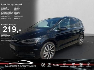 Schwarz Gebraucht 2024 VW Touran Highline Van / Kleinbus | 36.870 € (Fairer Preis)