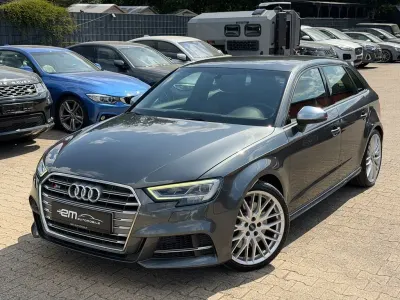 Gebraucht Audi S3 Sport 300 PS (220 kW) 2019 Grau Limousine