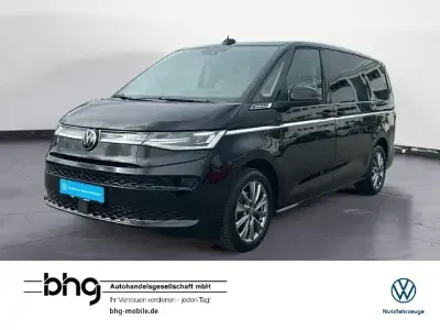 Gebraucht VW Multivan Style 150 PS (110 kW) 2025 Deep black perleffekt Van / Kleinbus