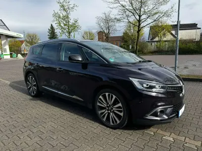 Gebraucht Renault Grand Scénic IV Initiale Paris 160 PS (117 kW) 2017 Schwarz Van / Kleinbus