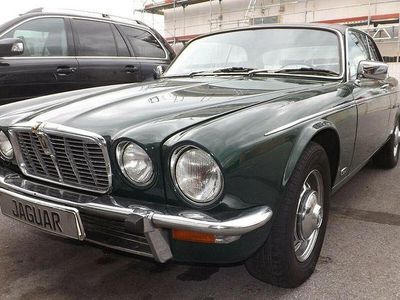 Grün Gebraucht 1976 Jaguar XJ12 Pure Limousine | 35.500 €