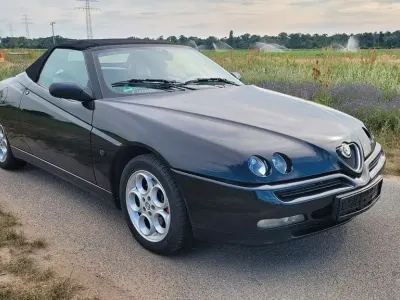 Gebraucht Alfa Romeo Spider 150 PS (110 kW) 2001 Schwarz Cabrio