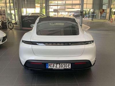 Porsche Taycan 4S