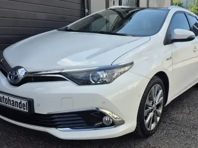 Gebraucht Toyota Auris Touring Sports 99 PS (72 kW) 2016 Weiß Kombi