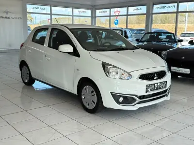 Gebraucht Mitsubishi Space Star Basis 71 PS (52 kW) 2017 Weiß Kleinwagen