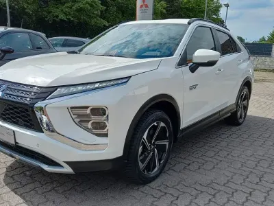 Used Mitsubishi Eclipse Cross Plus 188 HP (138 kW) 2022 White SUV