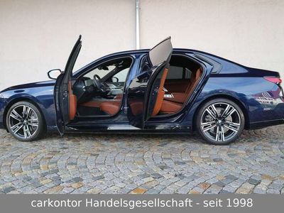 gebraucht BMW i7 xDr. 60 *M SPORT*TÜREN*THEATRE*EL. DOORS