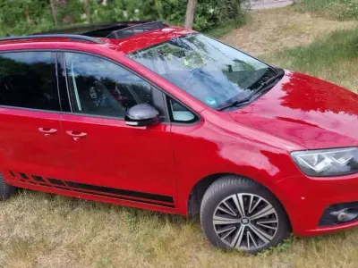 Gebraucht Seat Alhambra 150 PS (110 kW) 2017 Rot Van / Kleinbus