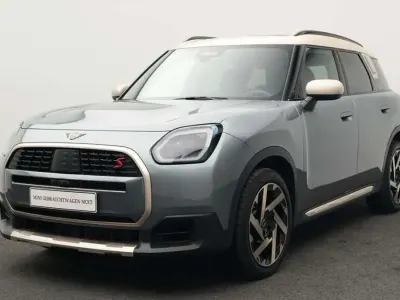 Occasion Mini Countryman Favoured 218 ch (160 kW) 2025 Vert SUV