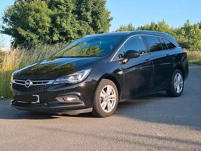 Usata Opel Astra 110 CV (80 kW) 2017 Nero Station wagon