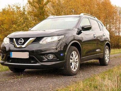 Schwarz Gebraucht 2017 Nissan X-Trail Tekna SUV | 16.500 € (Fairer Preis)