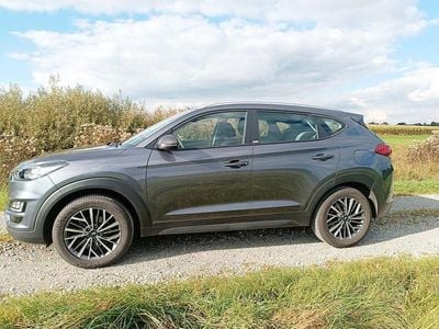 Grau Gebraucht 2020 Hyundai Tucson Advantage SUV | 16.900 € (Guter Preis)