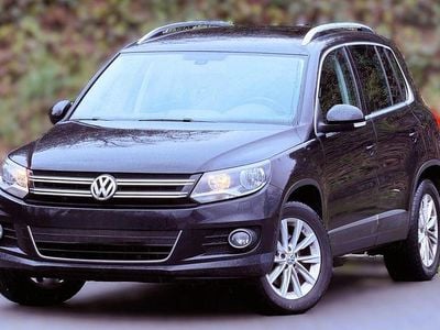 Gebraucht VW Tiguan Sportline 140 PS (102 kW) 2012 Schwarz SUV