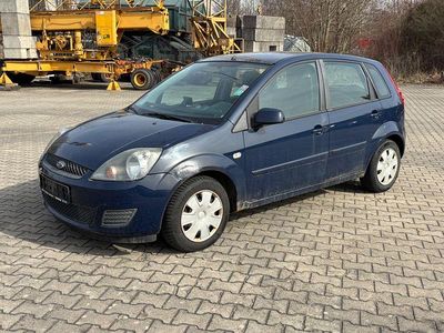 Gebraucht Ford Fiesta Style 69 PS (50 kW) 2008 Blau Kleinwagen