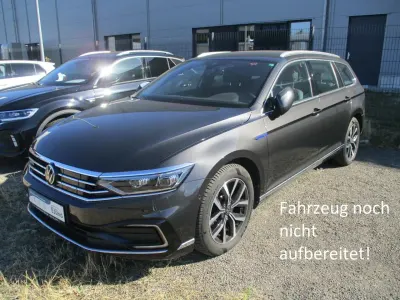 Gebraucht VW Passat IQ Drive 218 PS (160 kW) 2023 Kombi