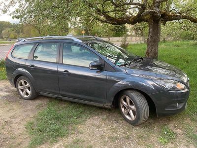 Gebraucht Ford Focus 100 PS (73 kW) 2010 Kombi
