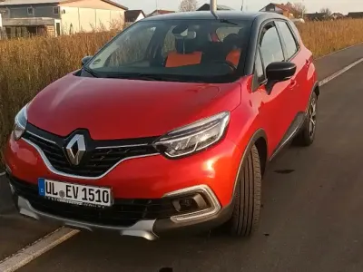 Gebraucht Renault Captur 90 PS (66 kW) 2018 Rot SUV