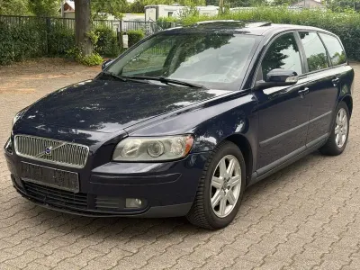 Gebraucht Volvo V50 136 PS (100 kW) 2007 Blau Kombi