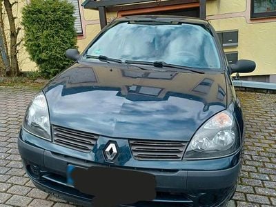 Gebraucht Renault Clio II 55 PS (40 kW) 2003 Andere farben Kleinwagen