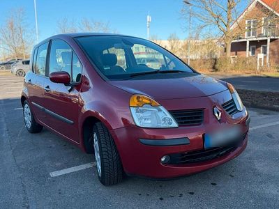 Gebraucht Renault Modus 88 PS (64 kW) 2006 Rot Van / Kleinbus