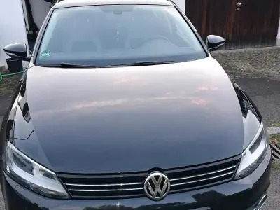 Gebraucht VW Jetta Highline 160 PS (117 kW) 2011 Schwarz Limousine