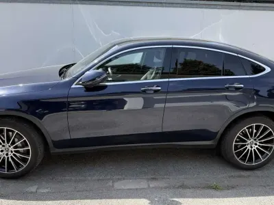 Gebraucht Mercedes GLC300 AMG line Plus 245 PS (180 kW) 2023 Blau SUV