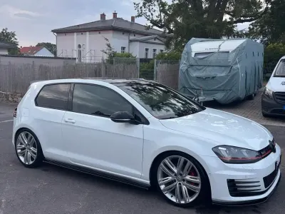 Gebraucht VW Golf VII GTI 220 PS (161 kW) 2016 Weiß Limousine