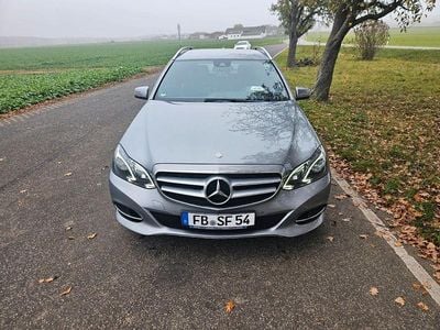 Mercedes E220