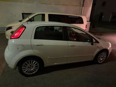 Brugt Fiat Punto 77 HK (56 kW) 2014 Hvid Hatchback