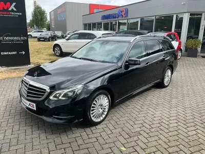 Gebraucht Mercedes E250 204 PS (150 kW) 2014 Schwarz Kombi