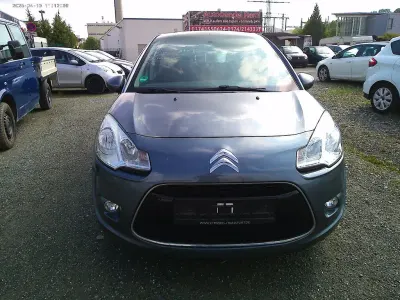 Gebraucht Citroën C3 Tendance 73 PS (53 kW) 2011 Grau Limousine