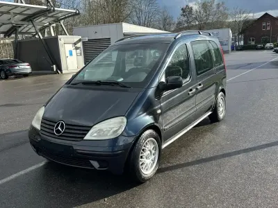Gebraucht Mercedes Vaneo 110 PS (80 kW) 2010 Schwarz Van / Kleinbus