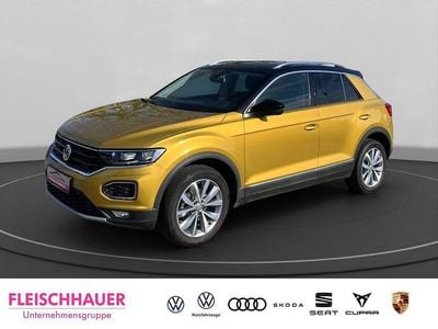 Second-hand VW T-Roc Style 150 CP (110 kW) 2019 Galben SUV