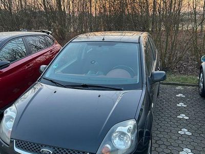 Gebraucht Ford Fiesta Ghia 70 PS (51 kW) 2007 Schwarz Kleinwagen