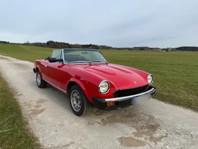 Gebraucht Fiat 124 Spider 105 PS (77 kW) 1985 Rot Cabrio