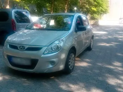 Gebraucht Hyundai i20 2009 Silber Kleinwagen
