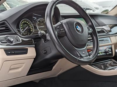 gebraucht BMW 520 d M-PAKET SHADOW LEDER MEMORY PANO MEMO HUD