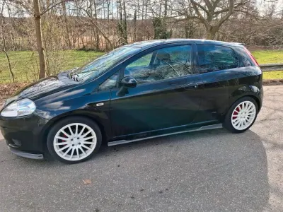 Gebraucht Fiat Punto Active 77 PS (56 kW) 2005 Schwarz Kleinwagen