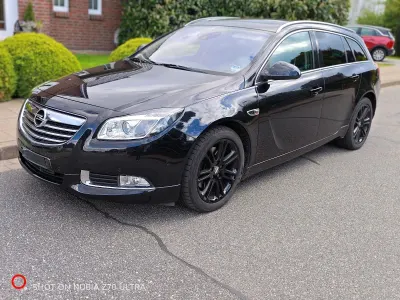 Gebraucht Opel Insignia 260 PS (191 kW) 2009 Schwarz Kombi